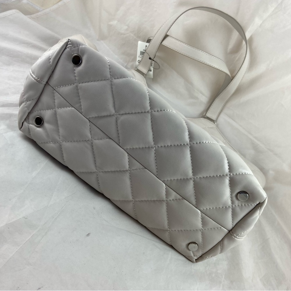 I.N.C. International Concepts Andria Quilted Extra Large Tote Bone NWT - Picture 5 of 13